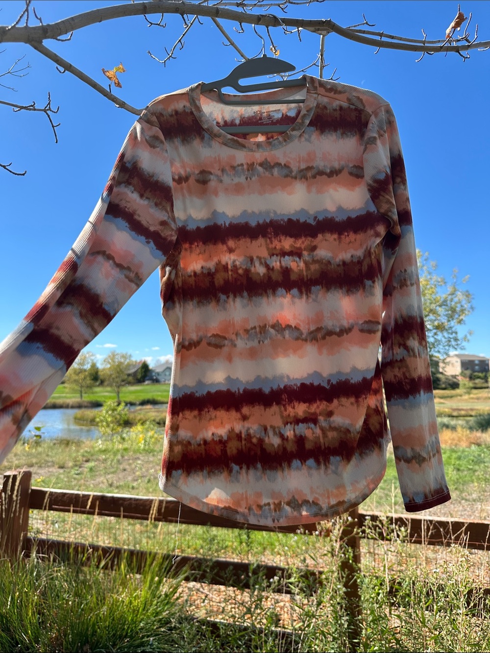 Long-Sleeve Tie-Dye [Rust, Cream, Brown]